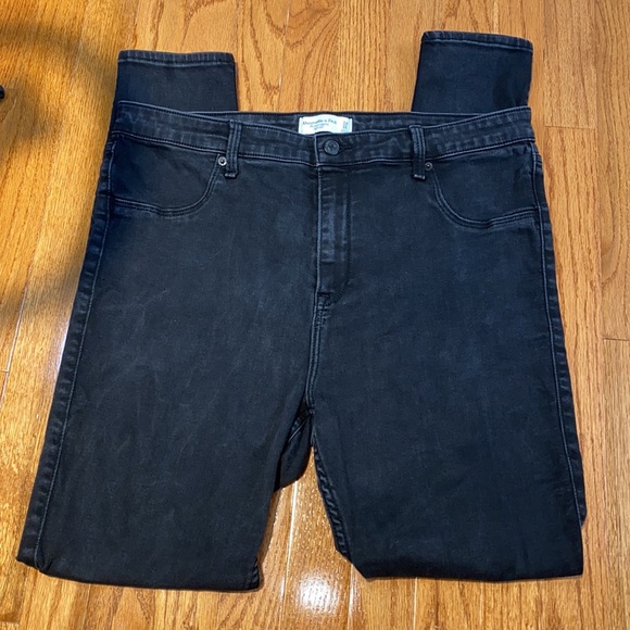 Women’s Abercrombie & Fitch Jeggings - Picture 2 of 5